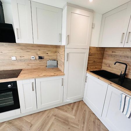 R1 - Private Room In Modern Shared Apartment, Each With Kitchenette, Central Birmingam Exterior foto