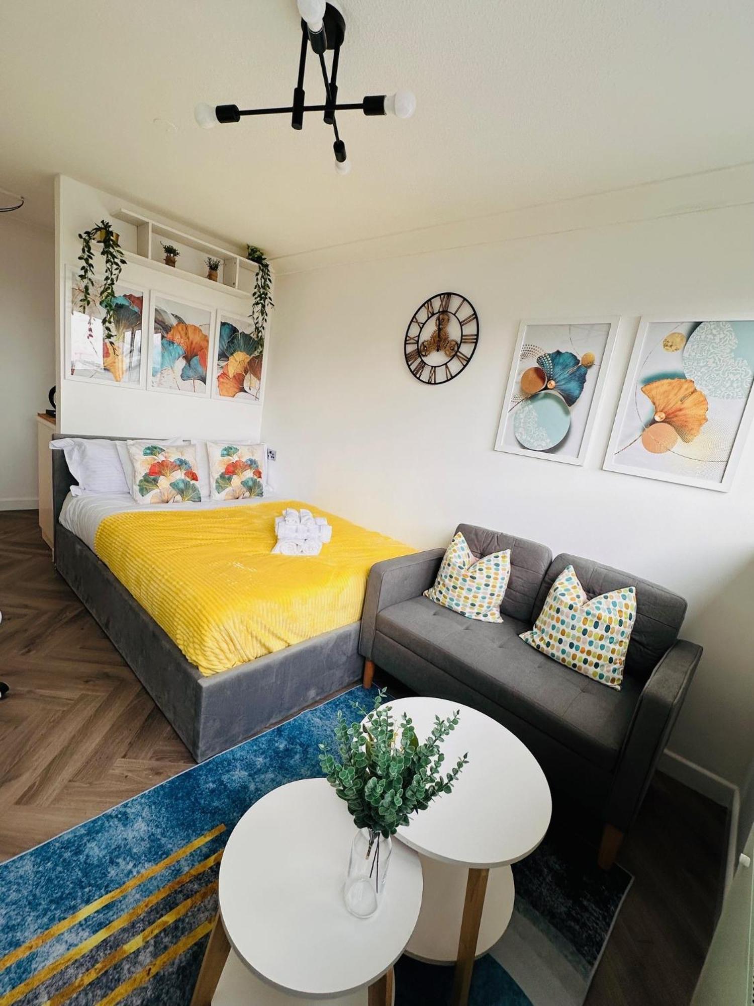 R1 - Private Room In Modern Shared Apartment, Each With Kitchenette, Central Birmingam Exterior foto